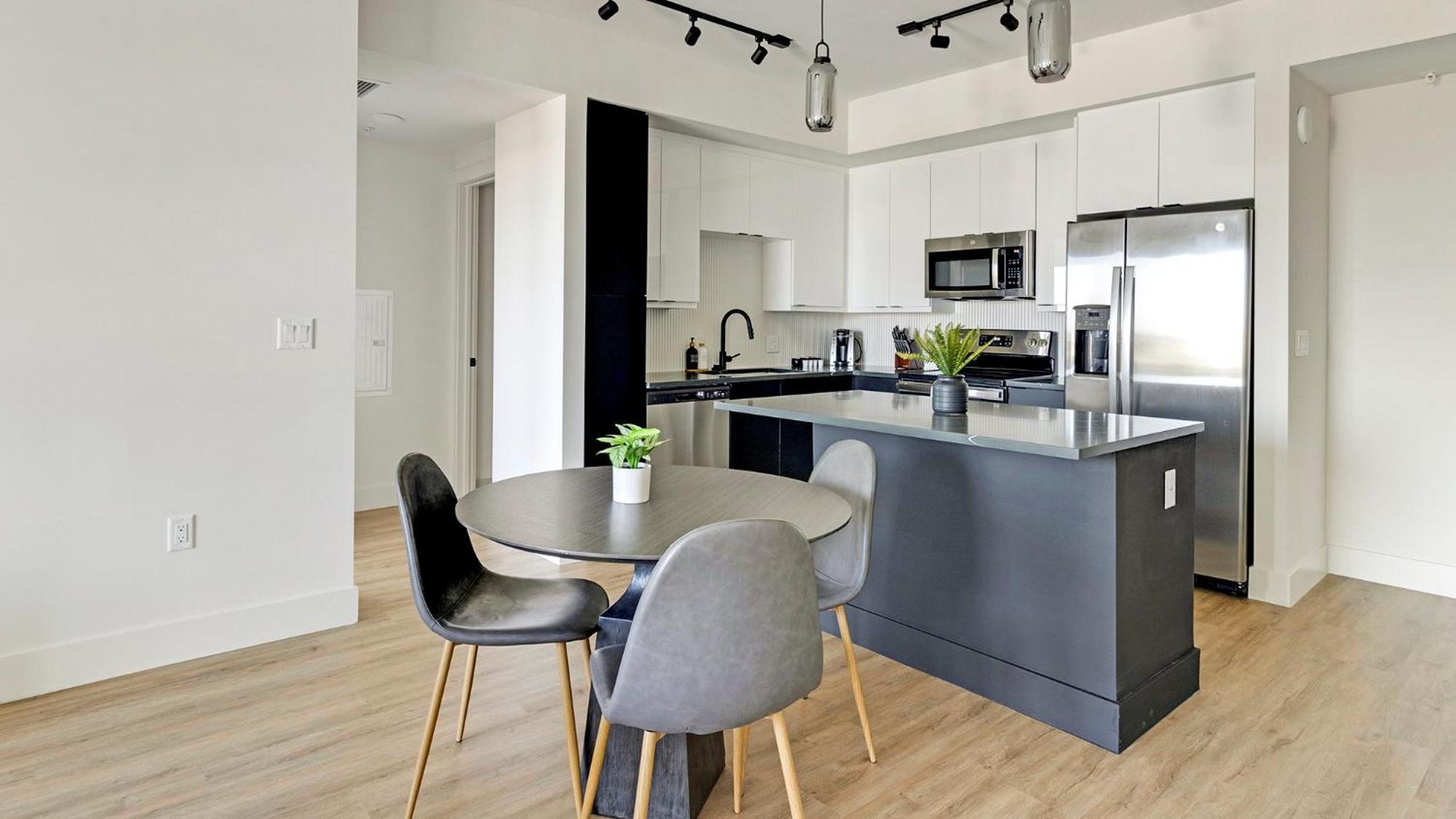 Tortoise One Apartments By Barsala West Palm Beach Room photo